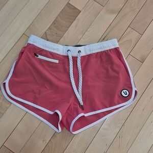 Vuori Super Hot Shorts